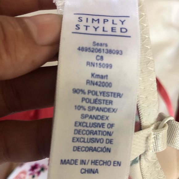 Simply stylish bras - Picture 2 of 2